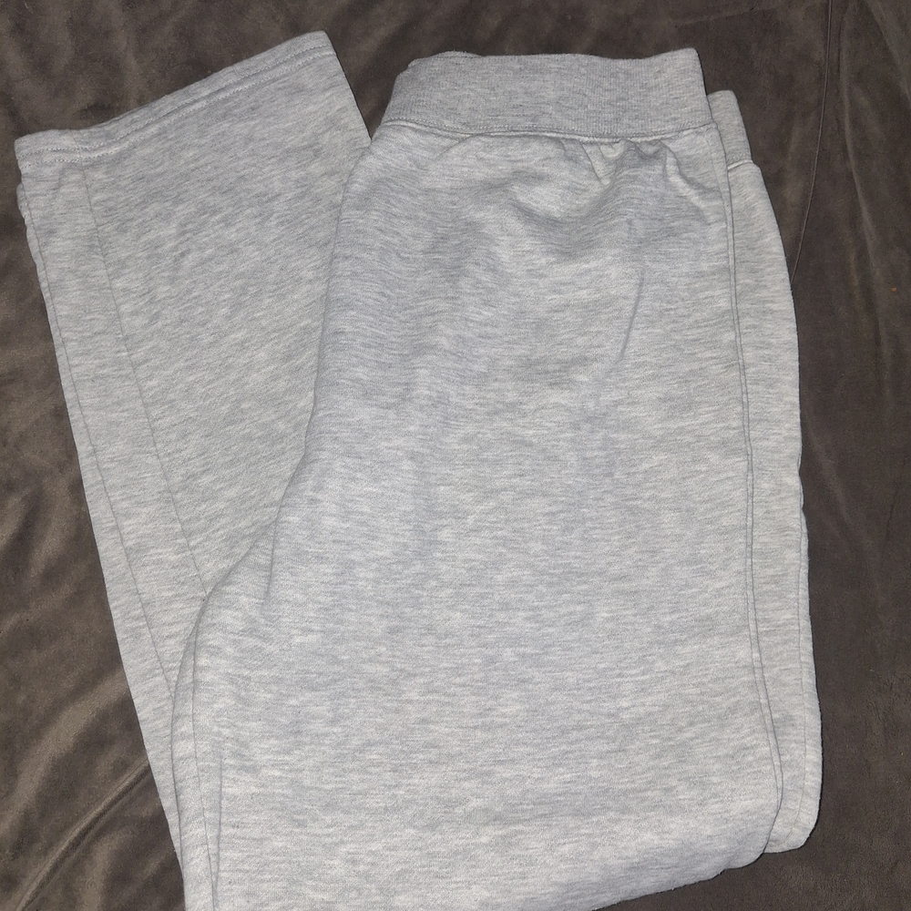 Bobbie Brooks Light Gray Sweatpants